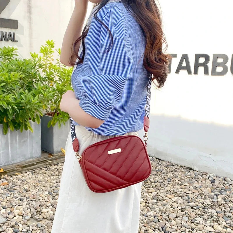 High-Quality Women’s PU Camera Shoulder Bag