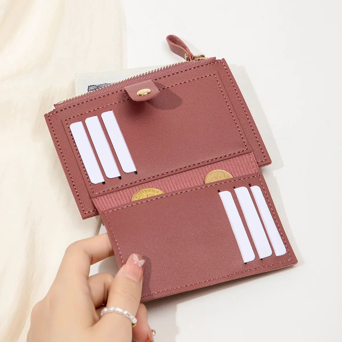 Minimalist Women's Ultra-Thin Card Wallet