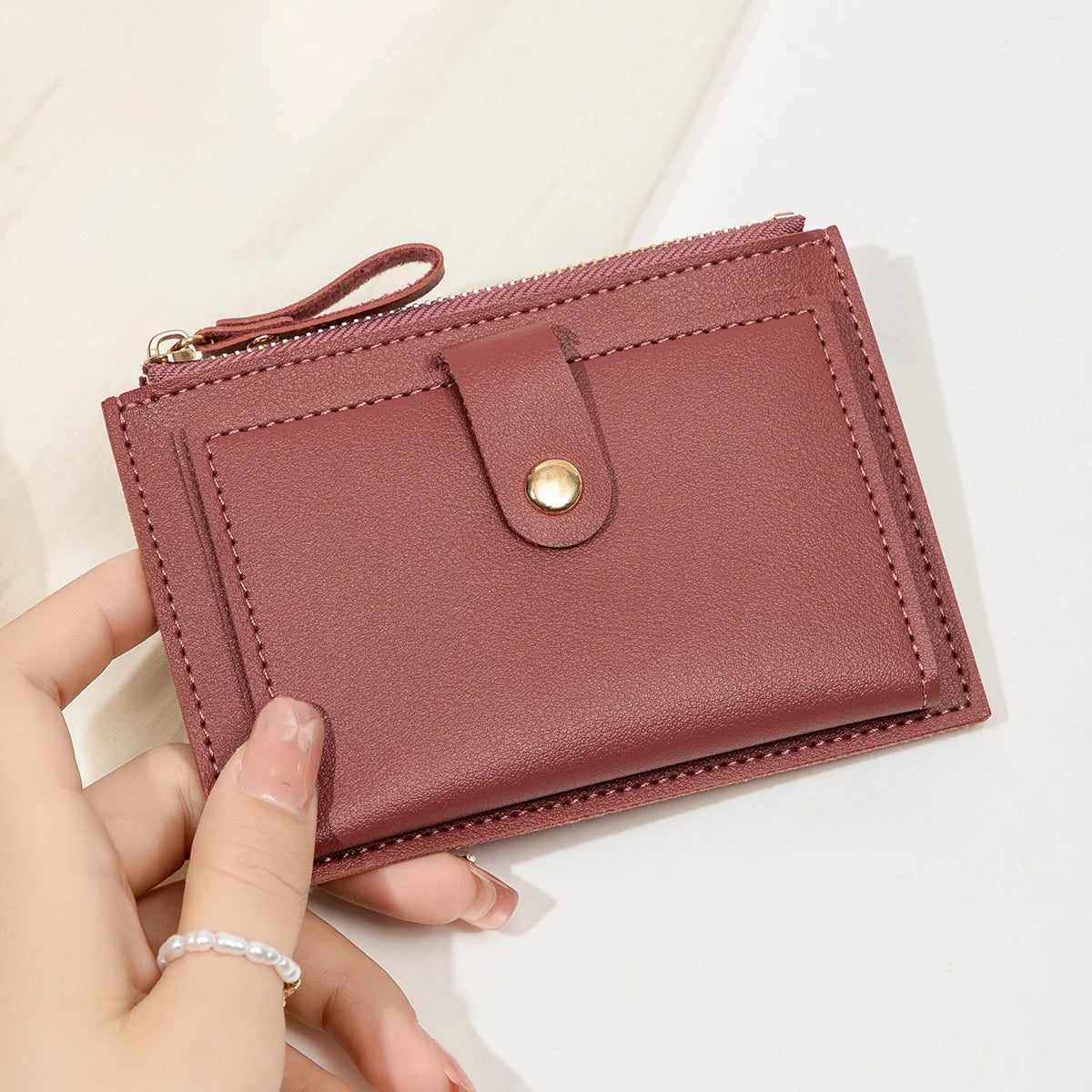 Minimalist Women's Ultra-Thin Card Wallet